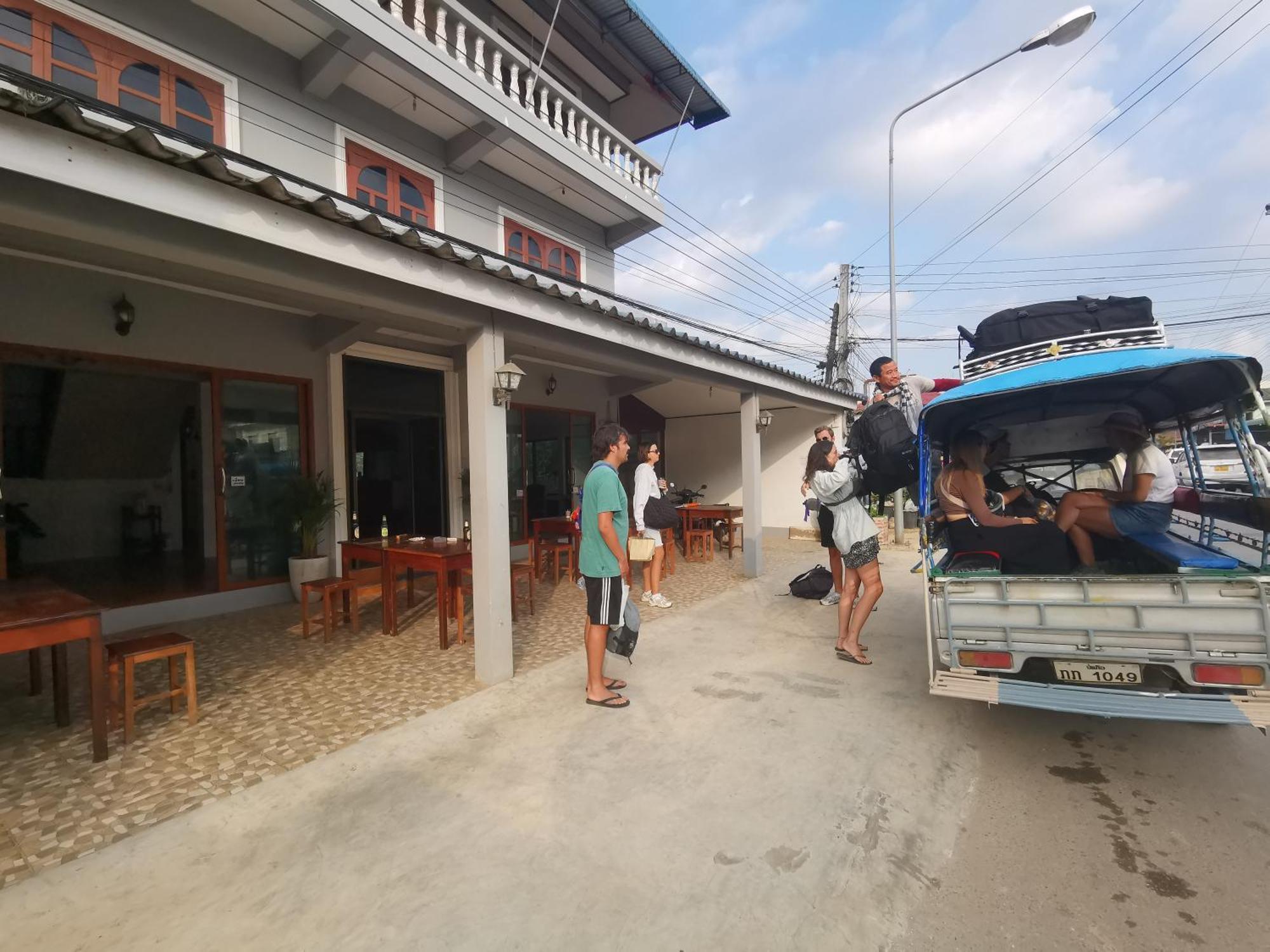Manilath Guesthouse Ban Houayxay Exterior foto